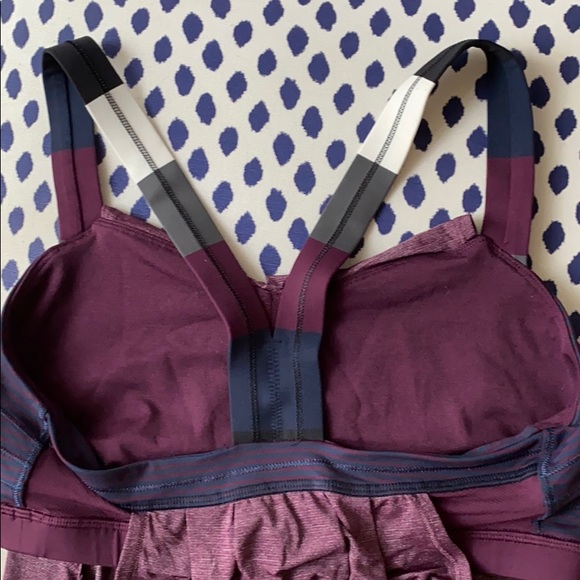 Lululemon restless tank, burgundy 6 🍋 - Picture 5 of 5